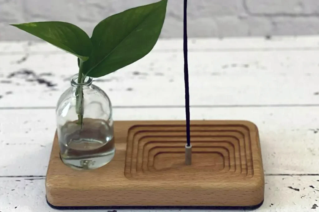 خرید جاعودی چوبی و گلدان شیشه‌ای